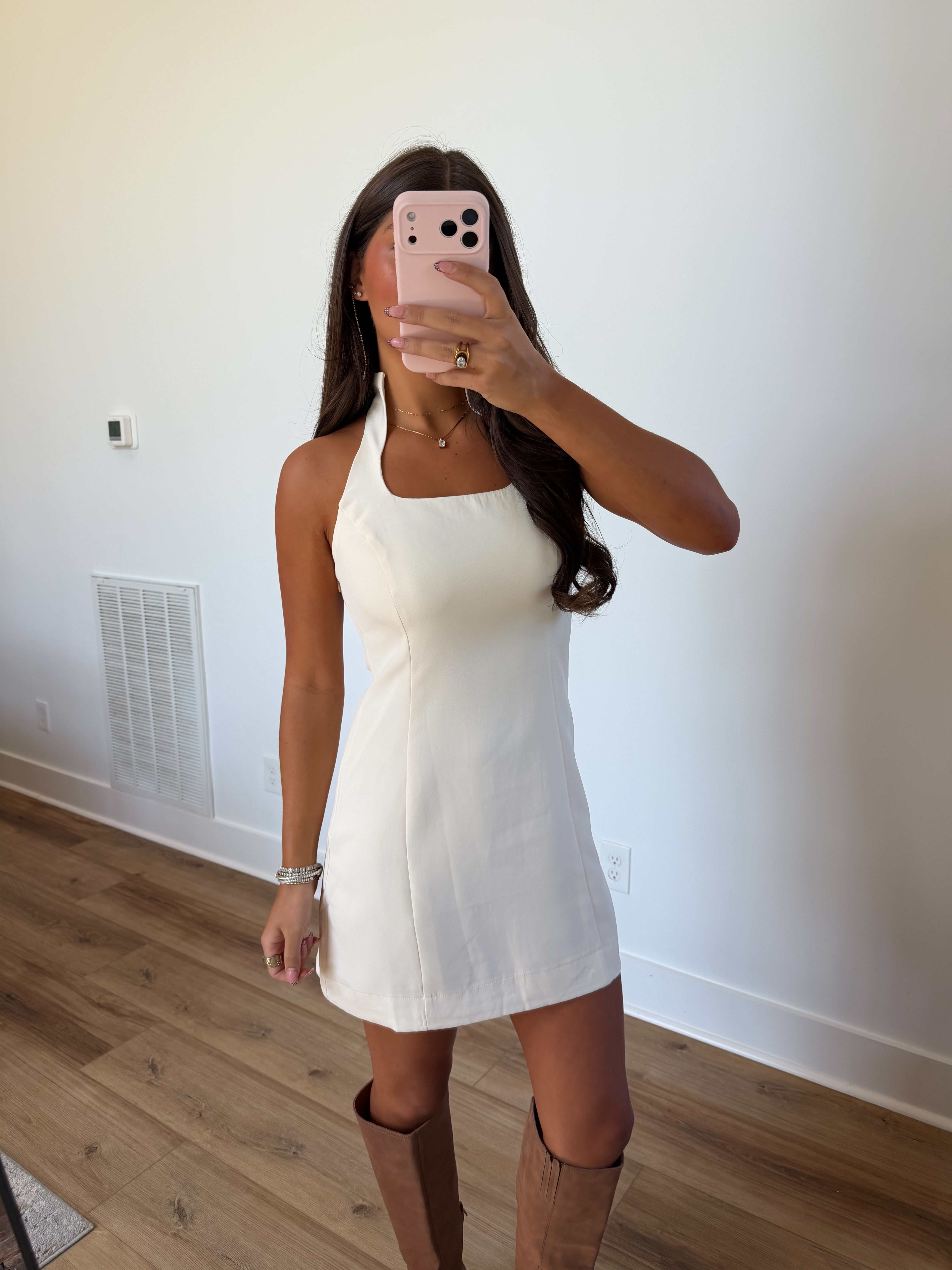 Collar Up Mini