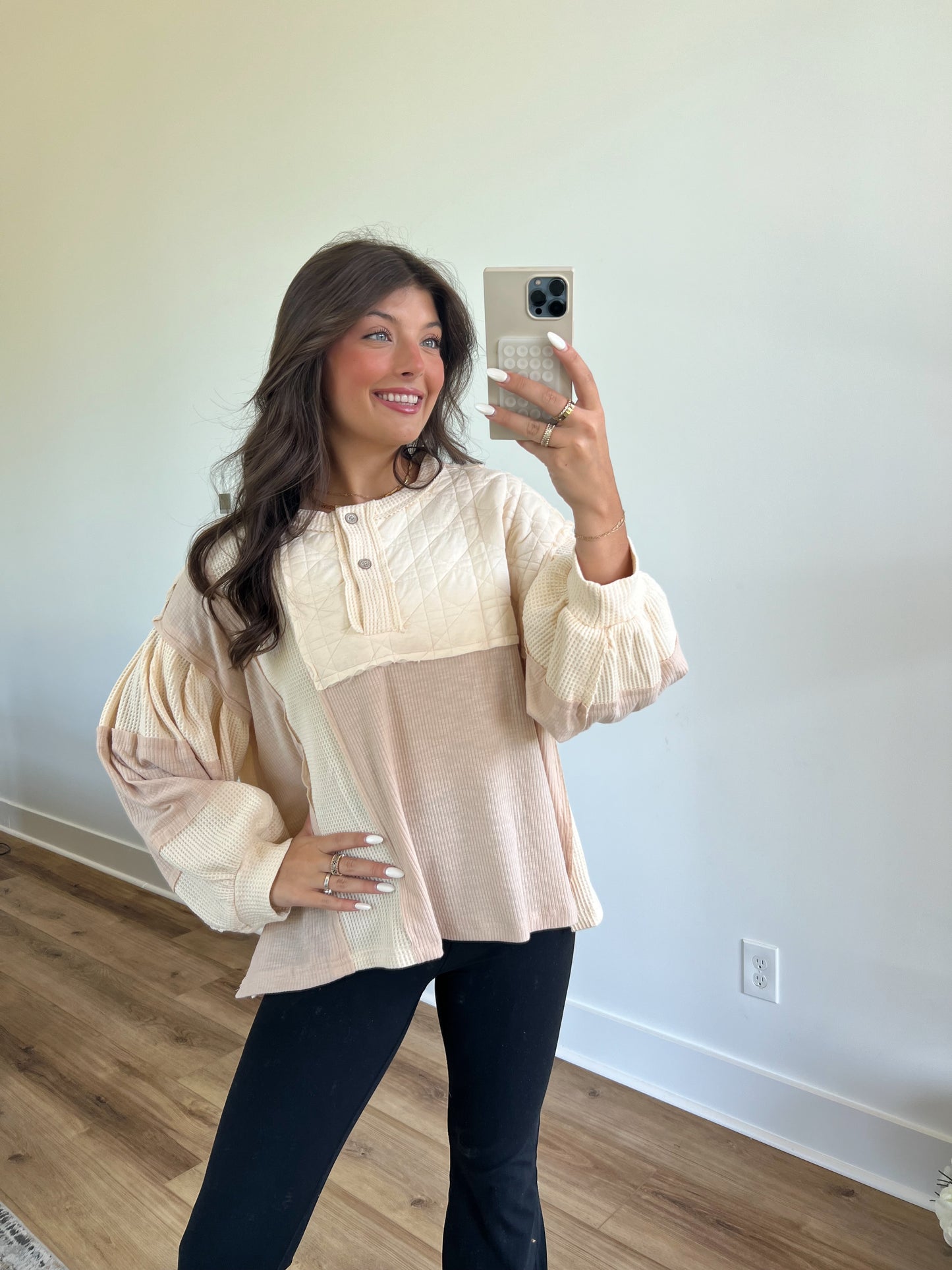 Balloon Sleeve Contrast Top