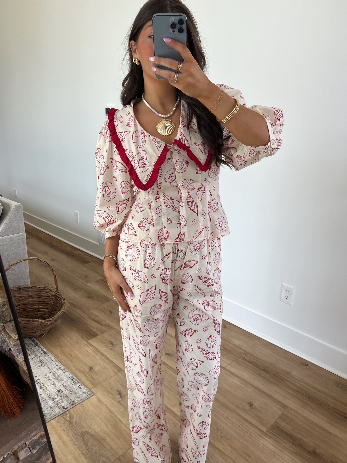 Seashell Fitted Blouse