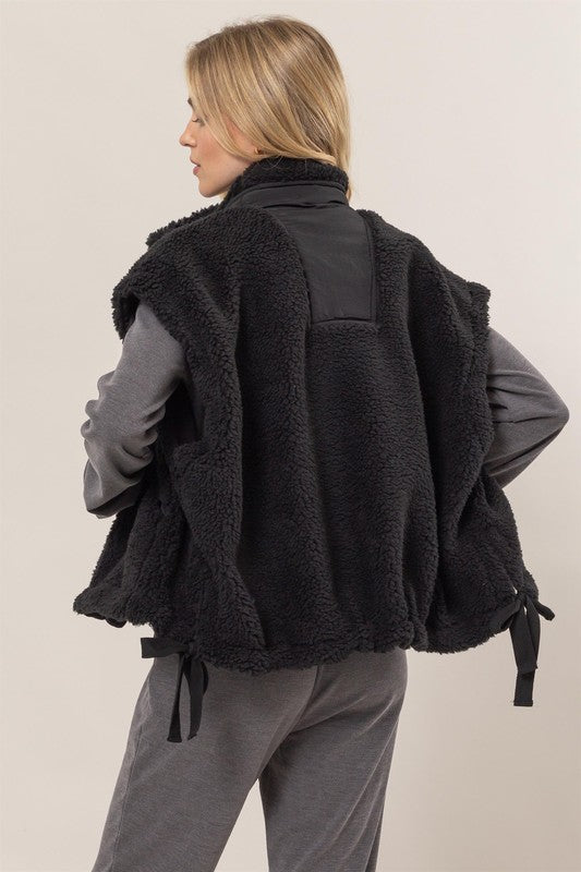 Black Sherpa Vest