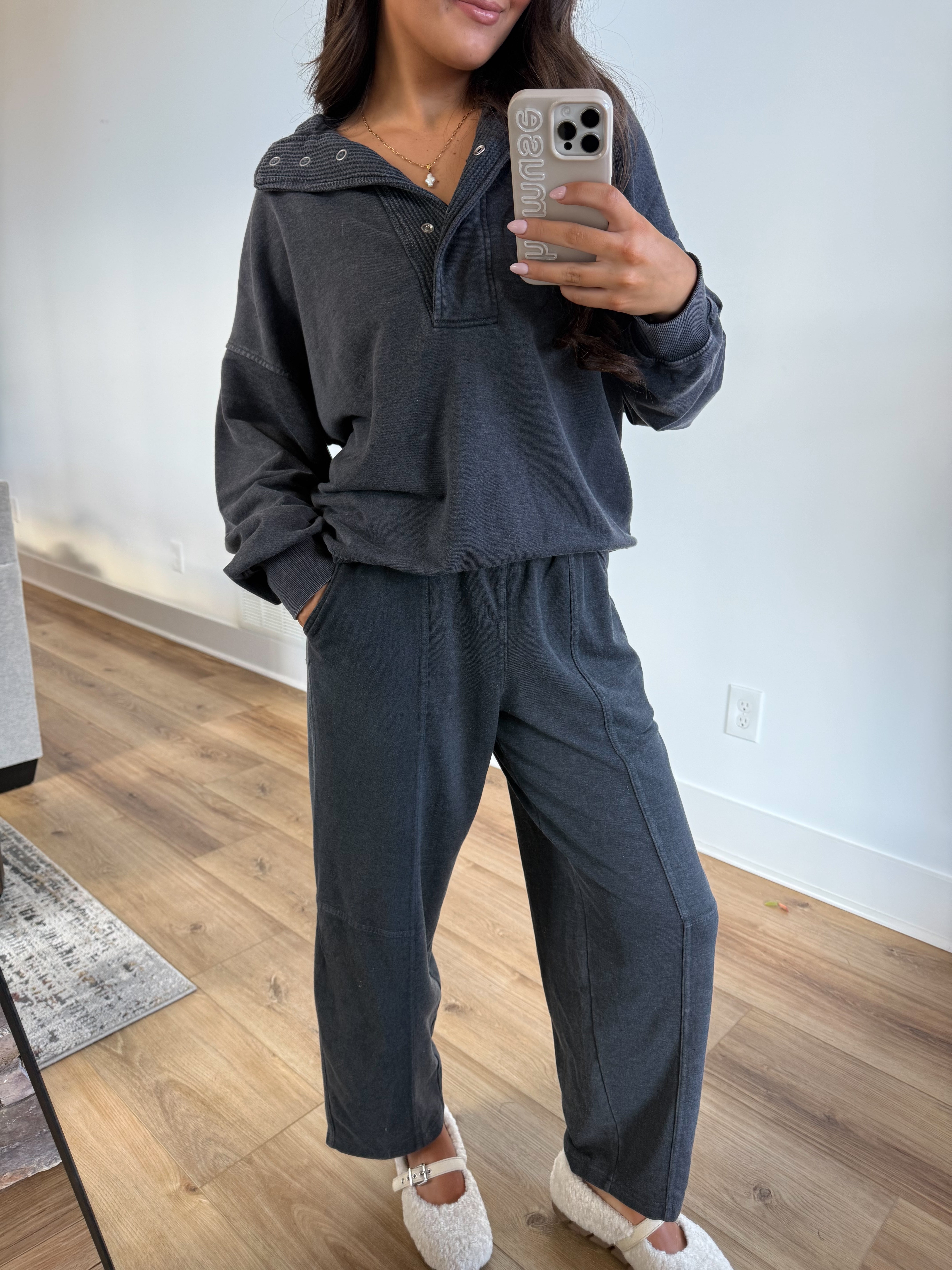 The Barrel Lounge Set (Black)