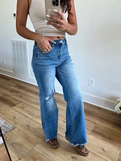 High Rise Frayed Hem Wide Leg Jeans