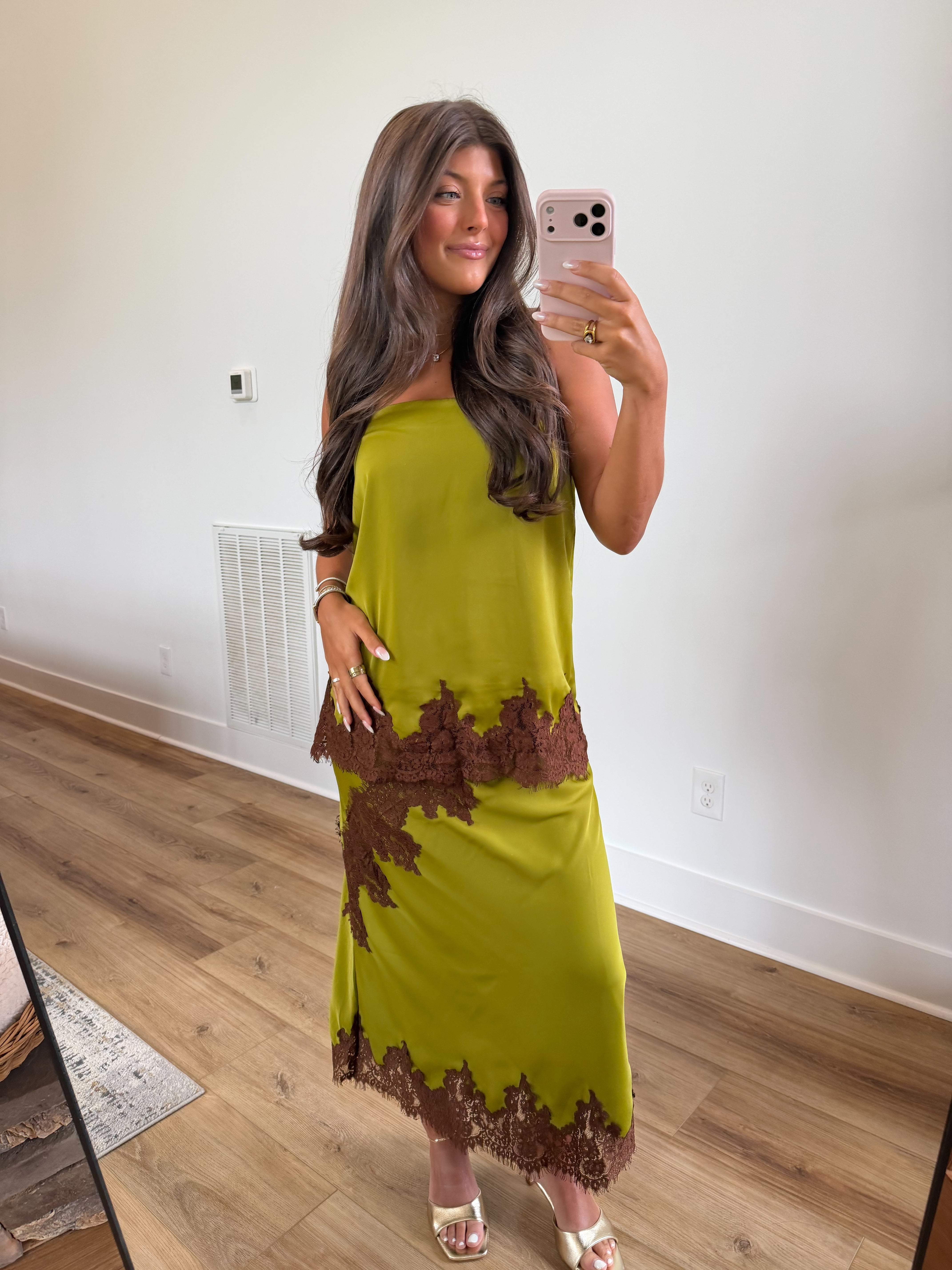The Chateau Lace Set (Olive)