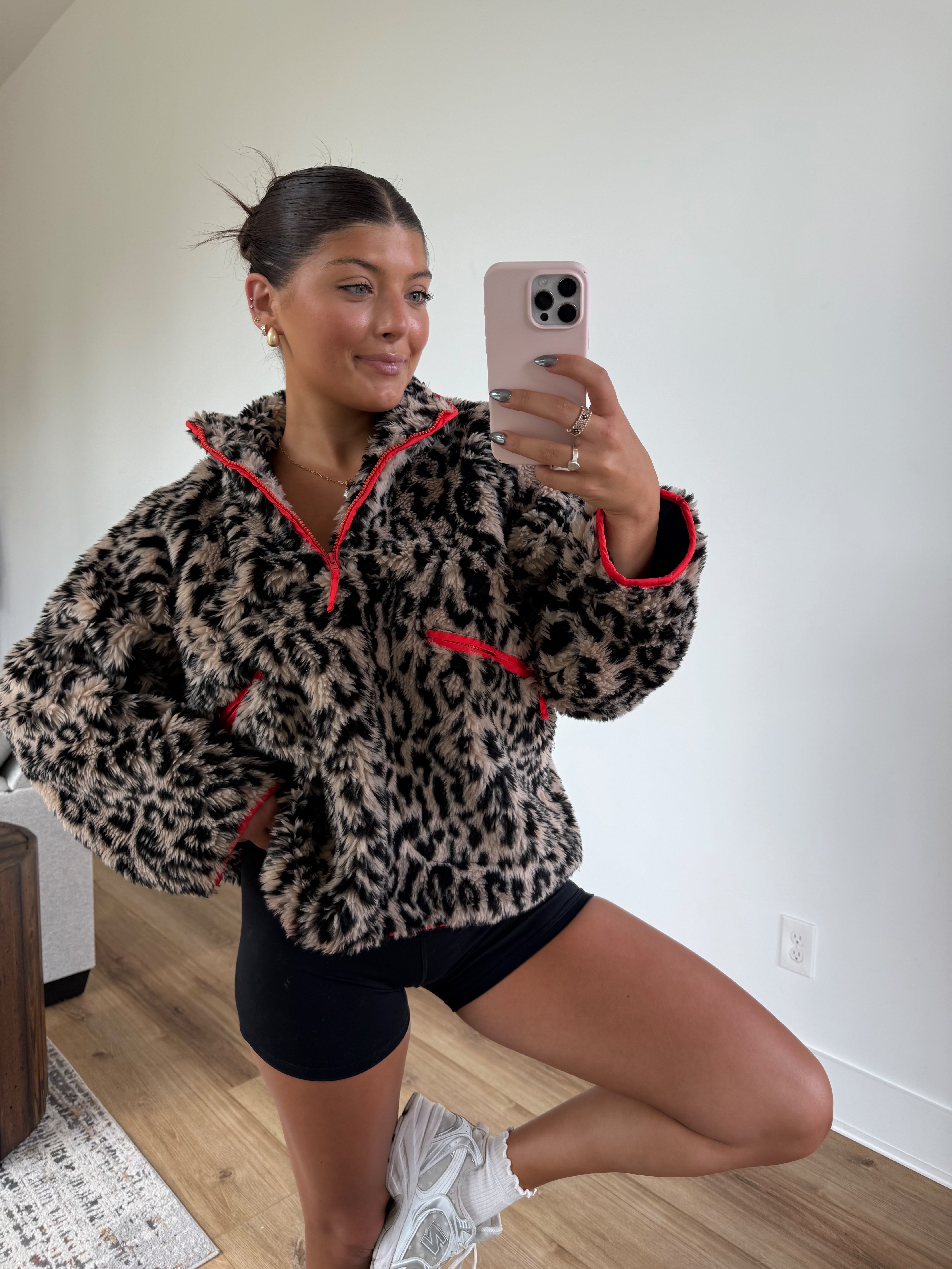 The Redline Cheetah Pullover(PRE-ORDER (End of Dec.)/ Restock)