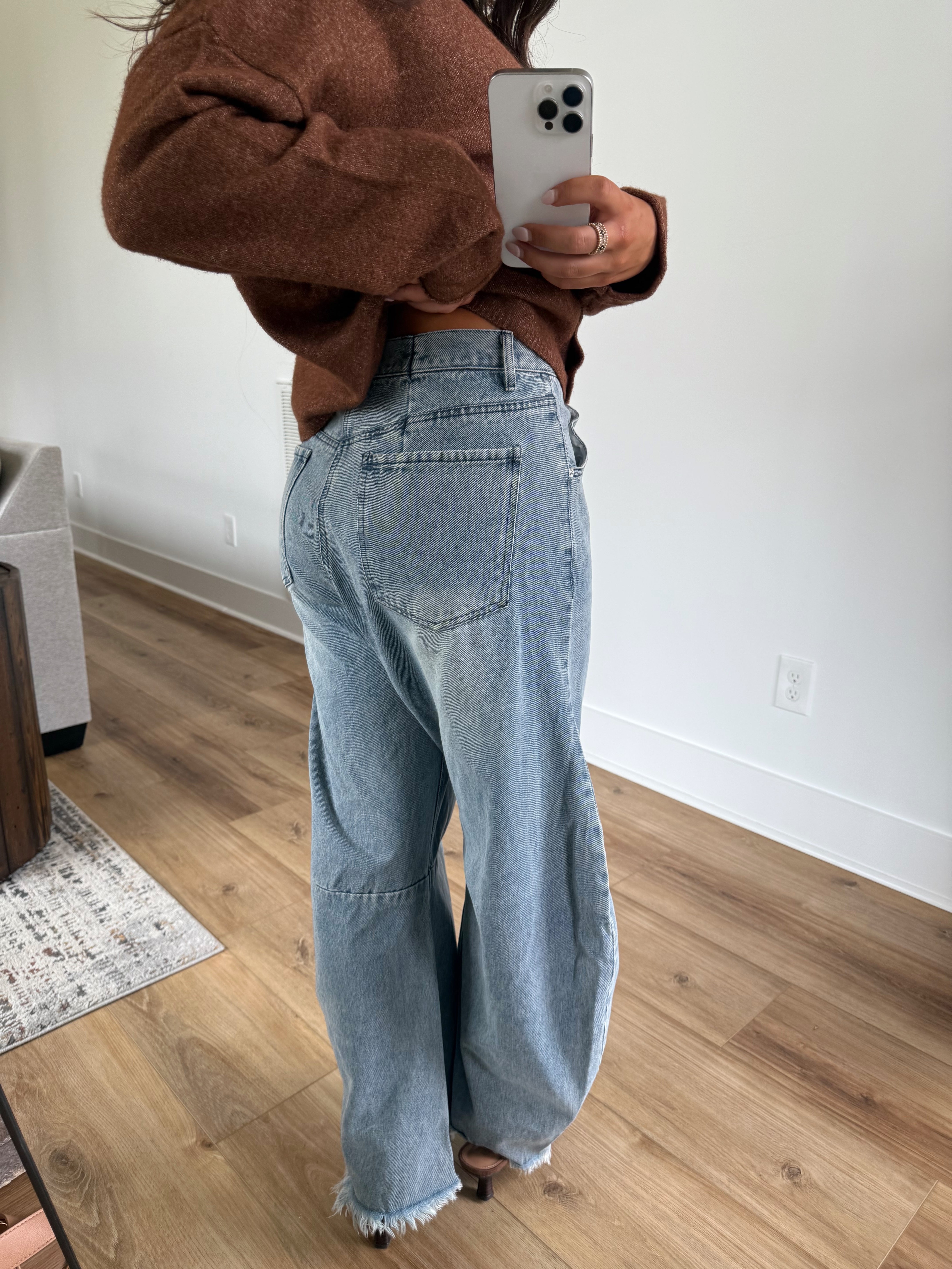 Linny Barrel Jeans(PRE-ORDER (1-2 week)/ Restock)