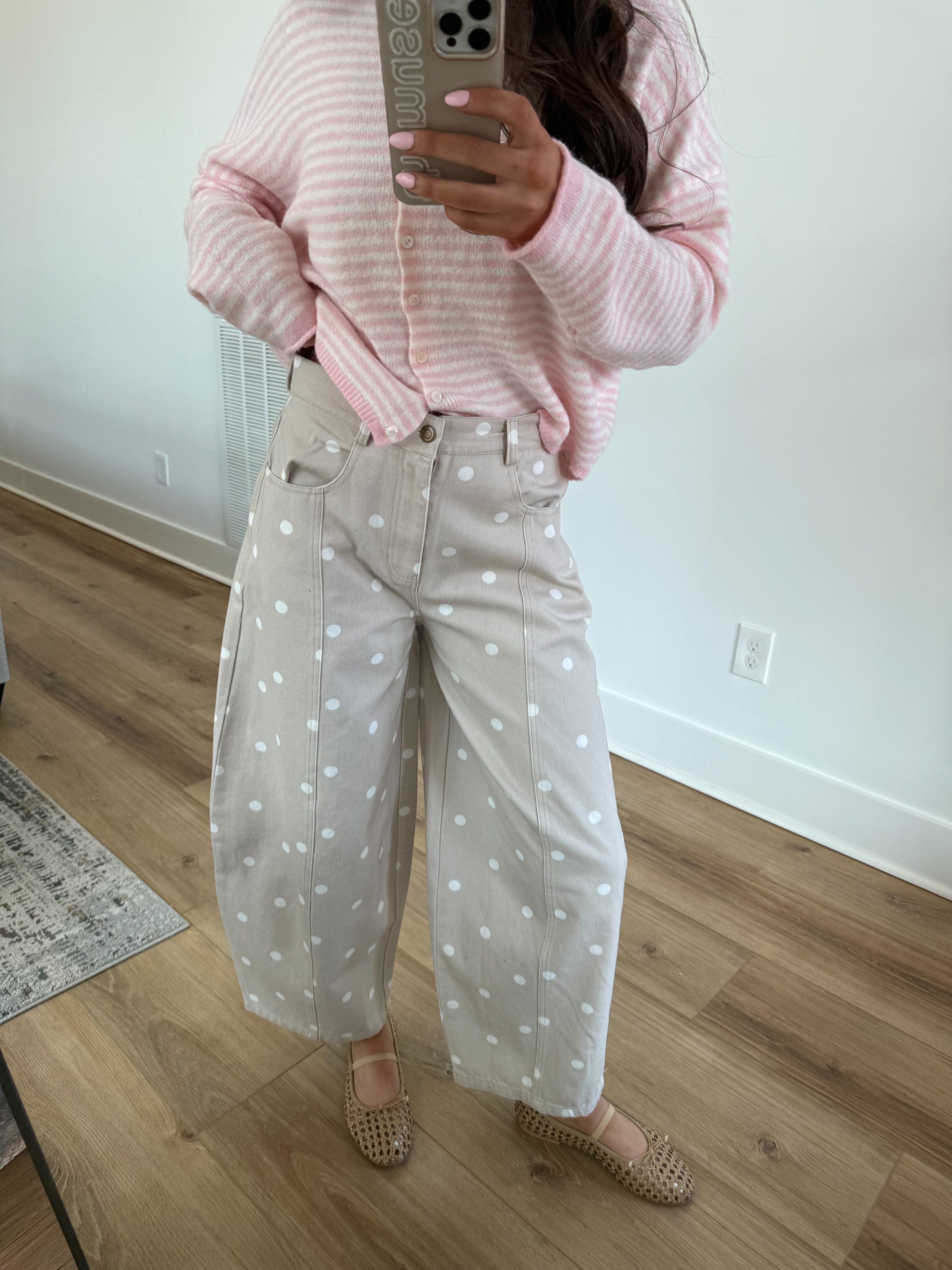 The Polly Barrel Jean (Tan/White)