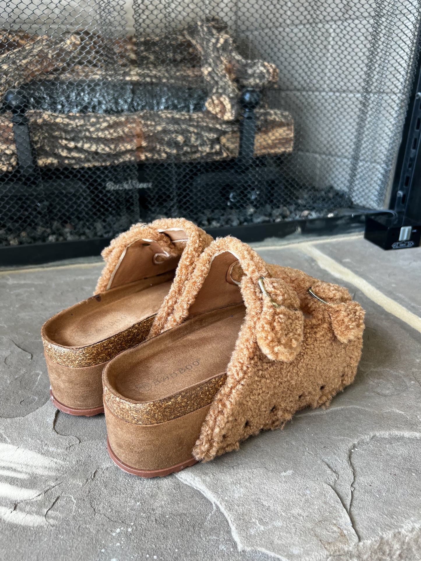 Sherpa Buckle Platform