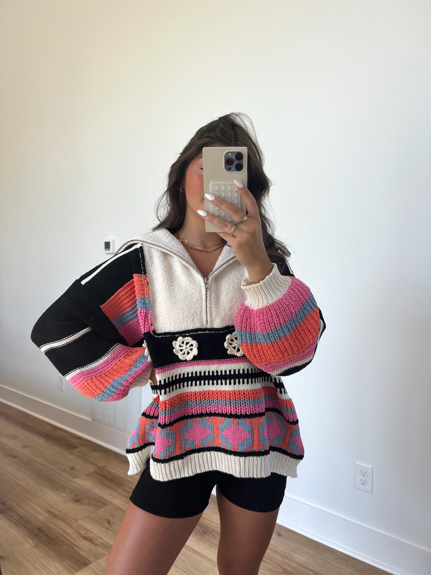 Dreamy Pullover (Black Multi)