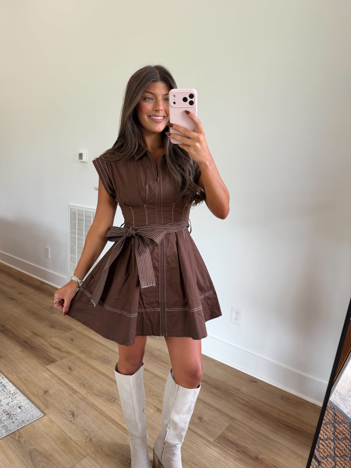 Noelle Contrast Stitch Mini (Brown)