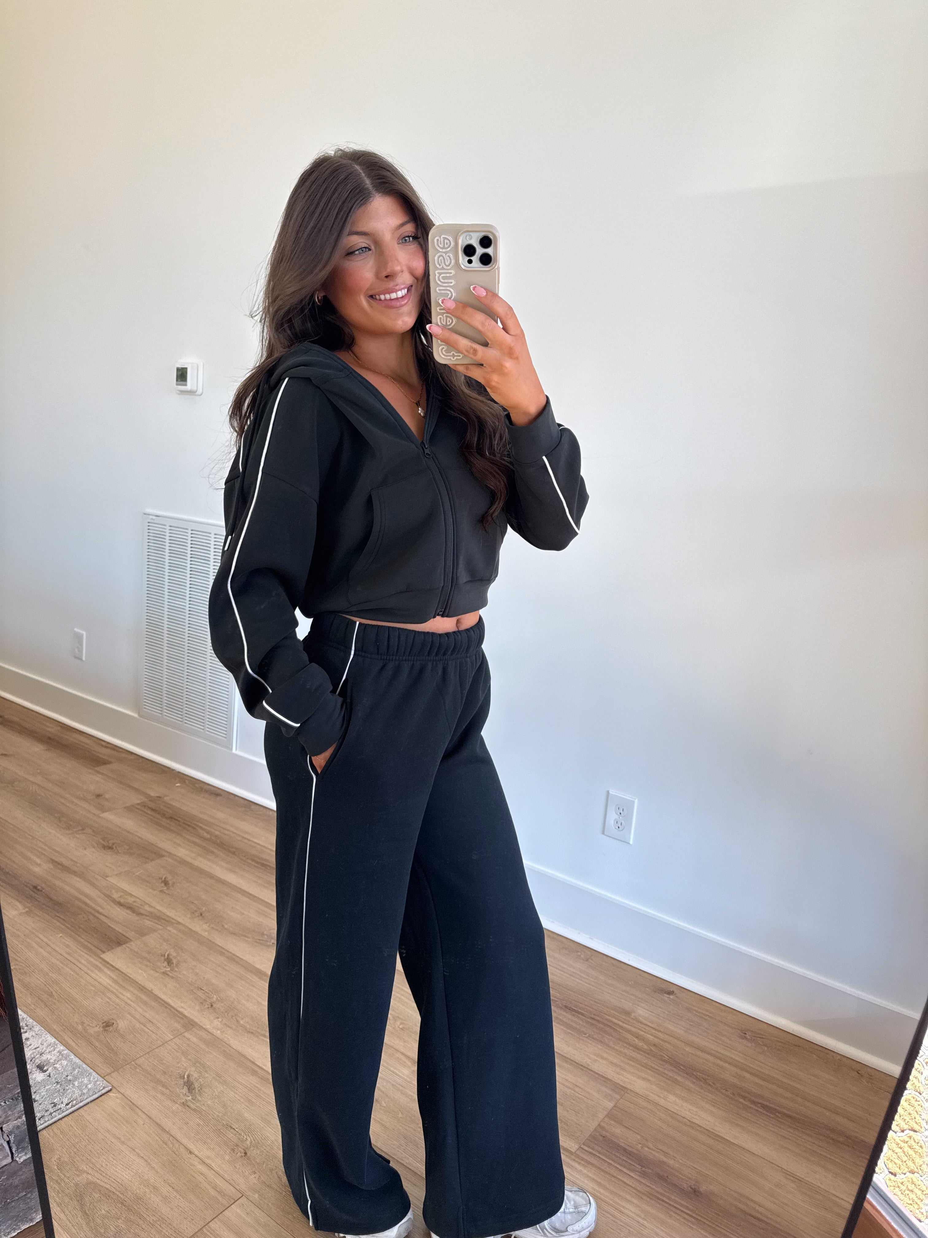 The Easy Wear Black Set