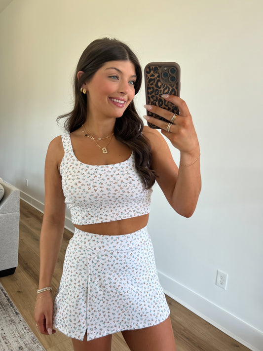Ditsy Flower Twist Back Tank