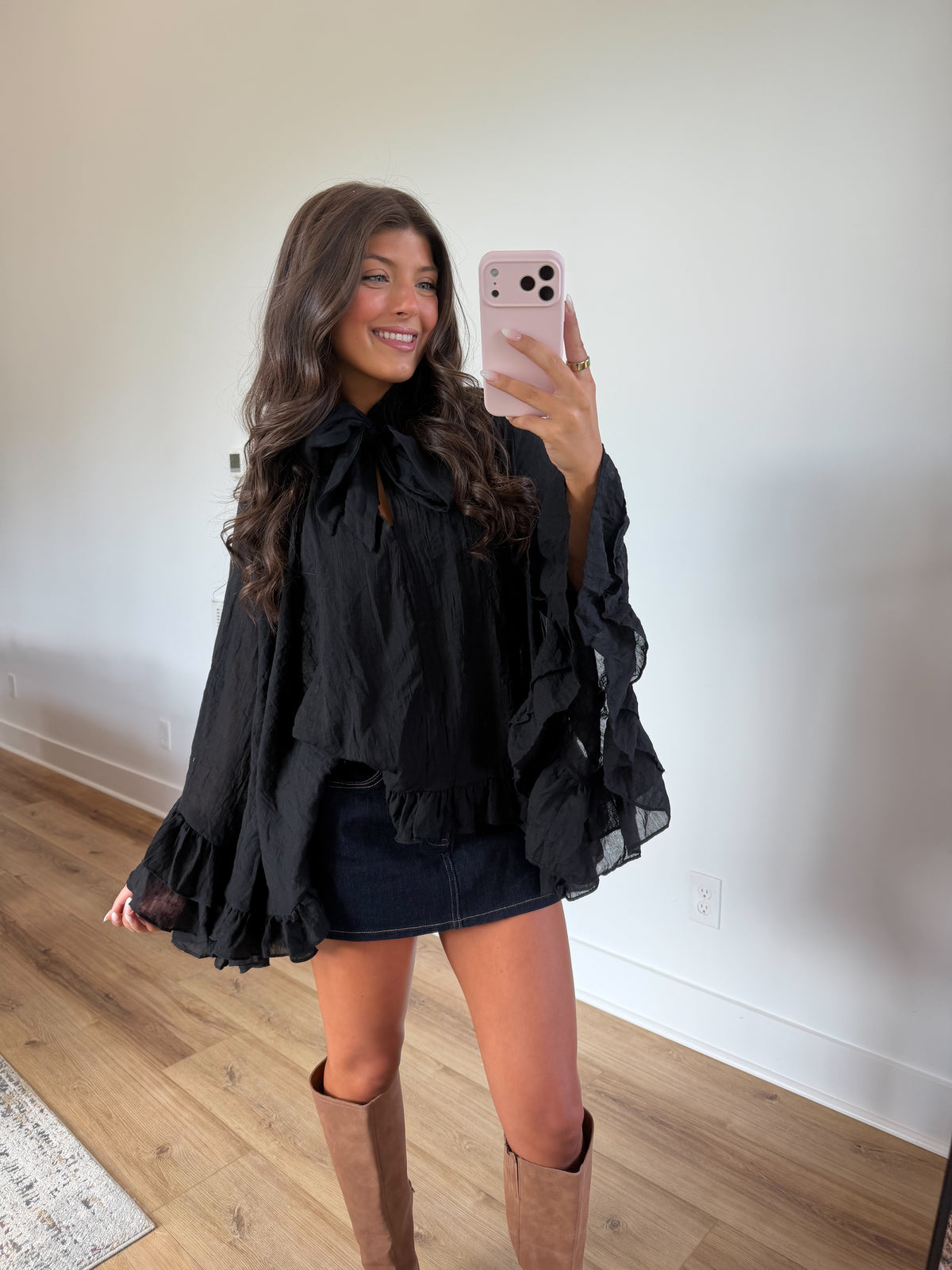 She’s a Diva Blouse (Black)
