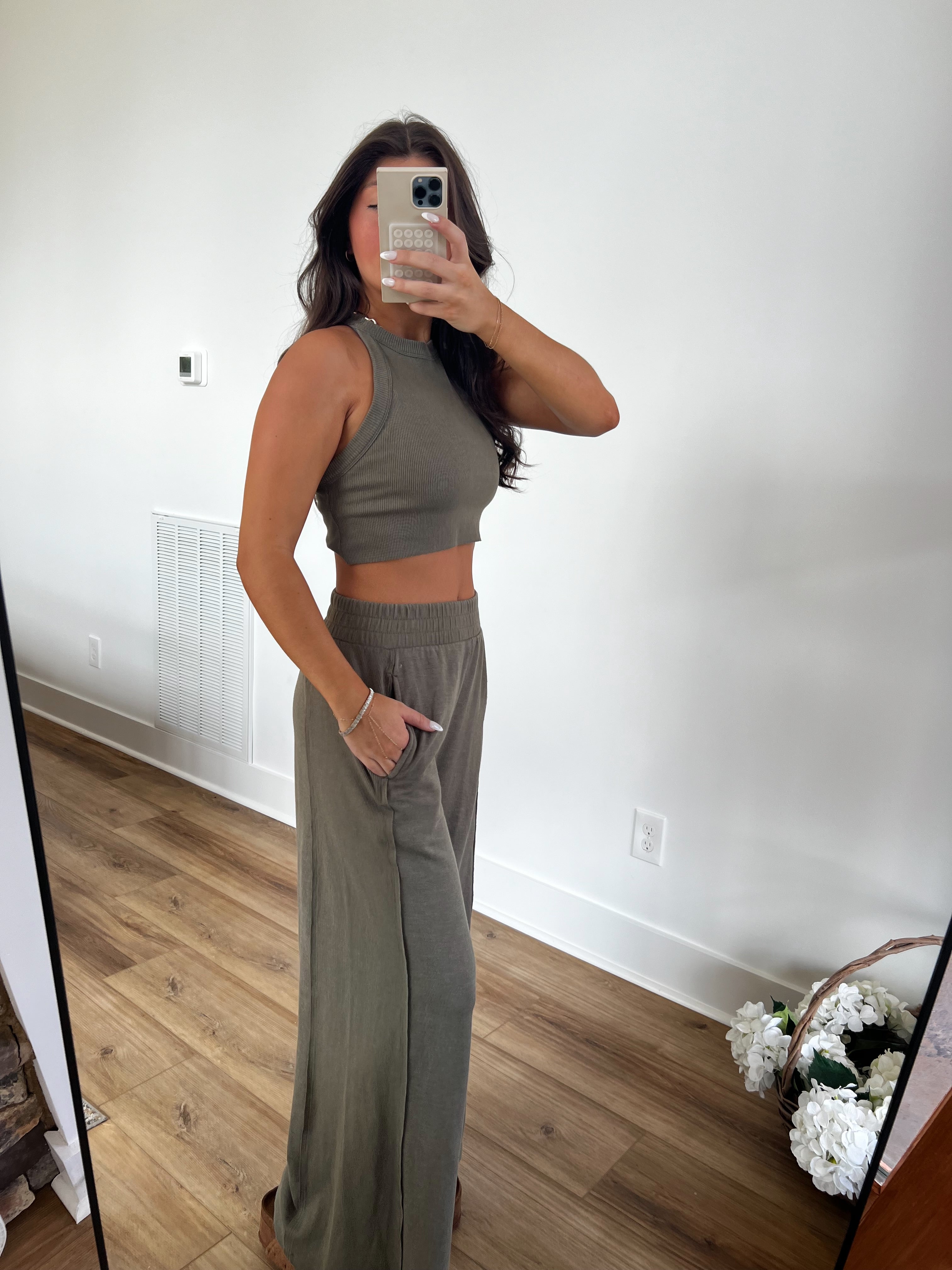 Ribbed Tank Wide Leg Pant Set (Olive)