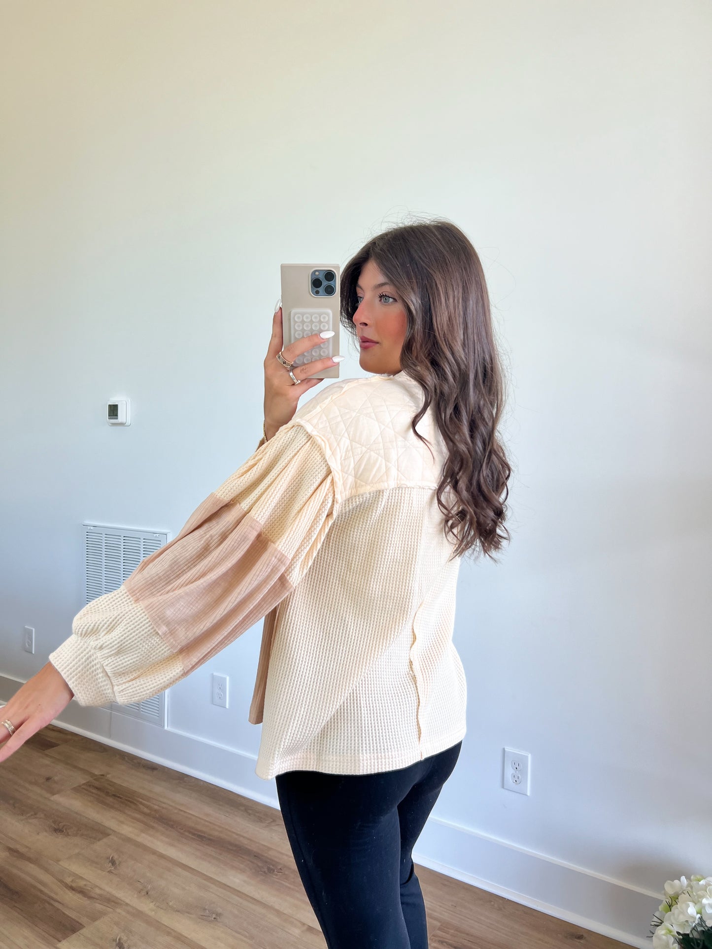 Balloon Sleeve Contrast Top