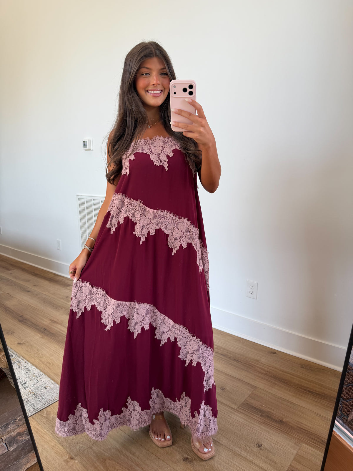 Veronica Lace Maxi (Pink/Burgundy)