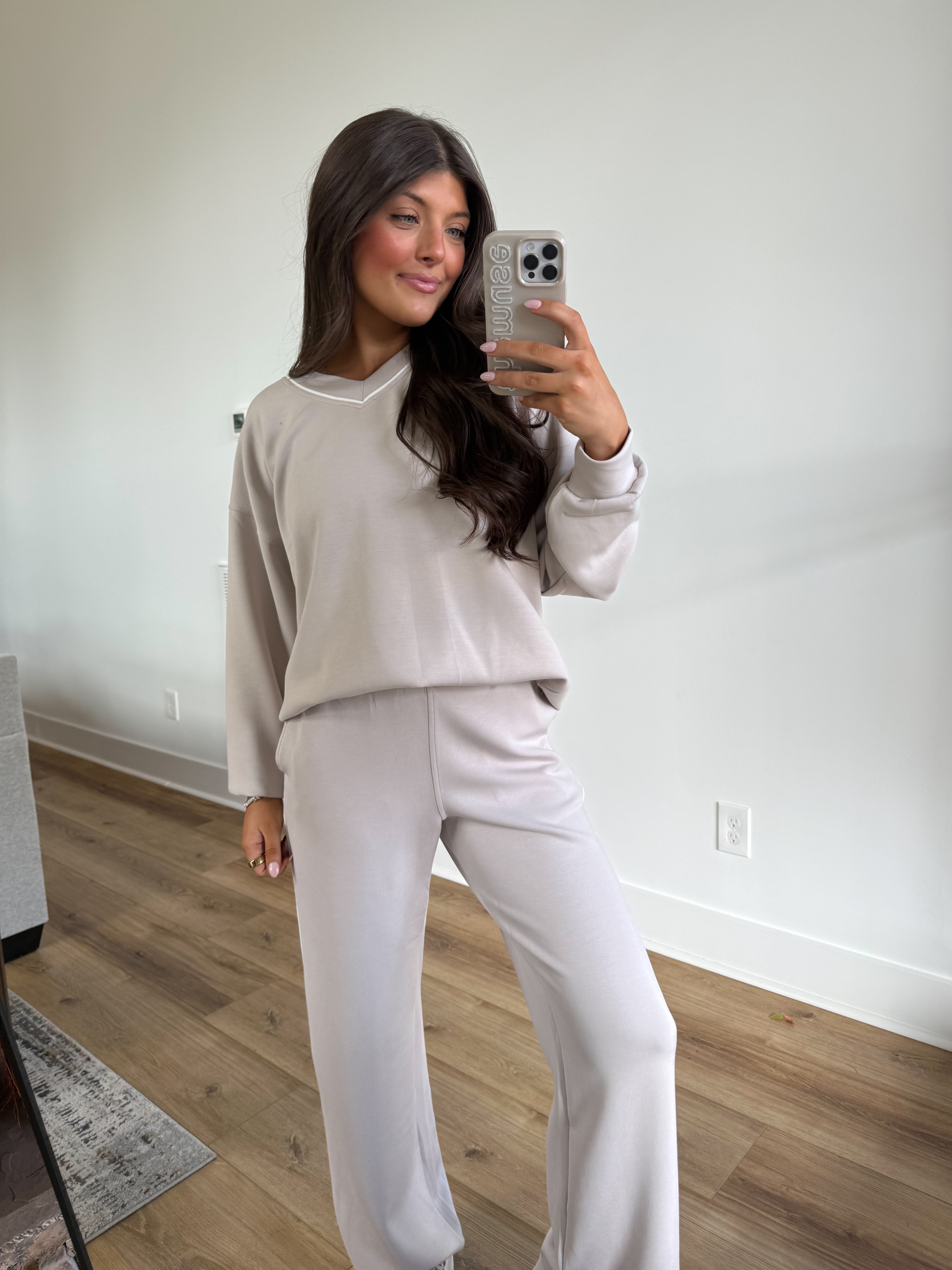 White Trim Mocha Cream Set