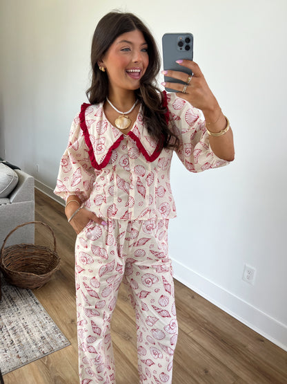 Seashell Fitted Blouse