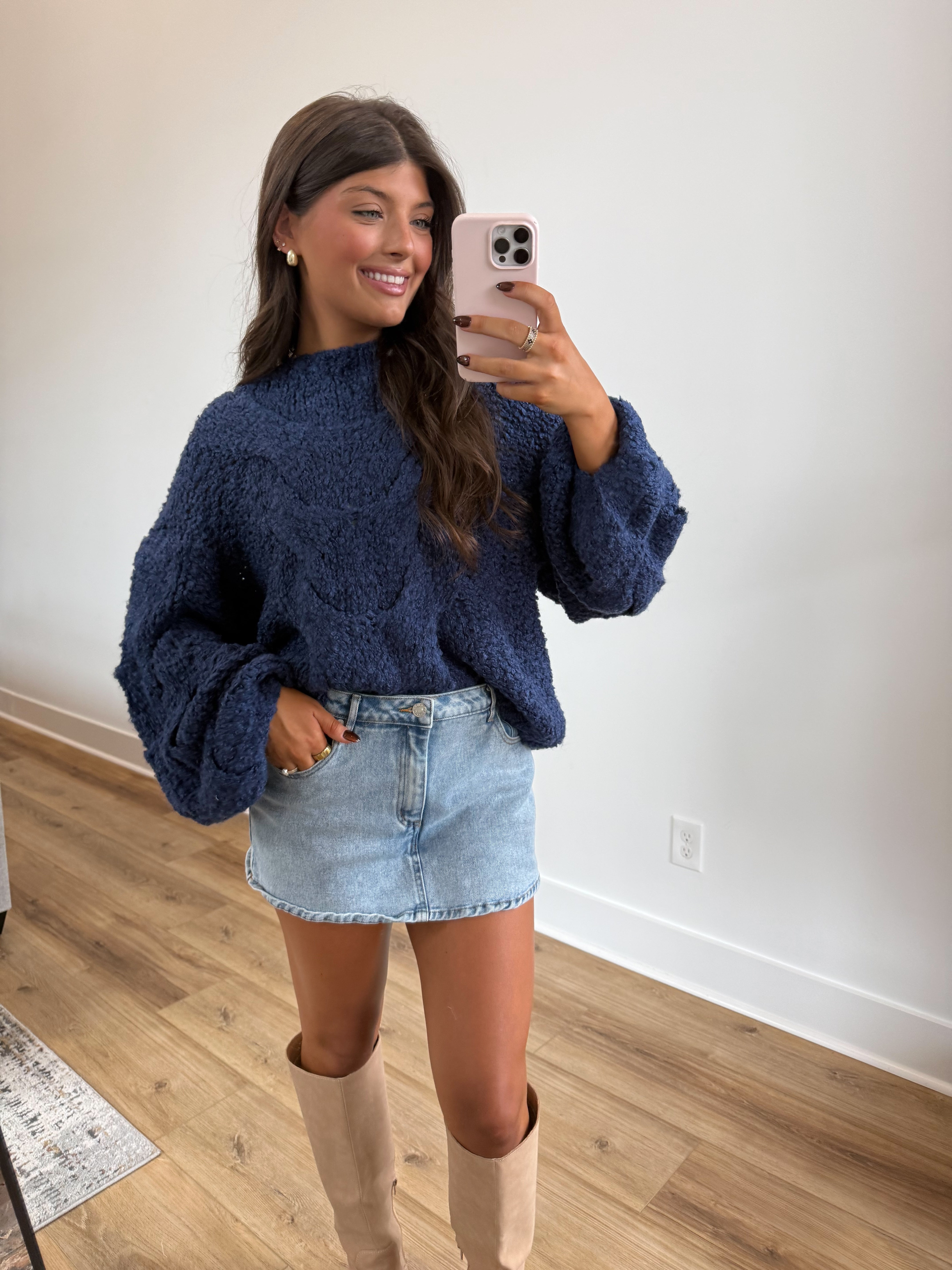 The Signature Knit (Blue)