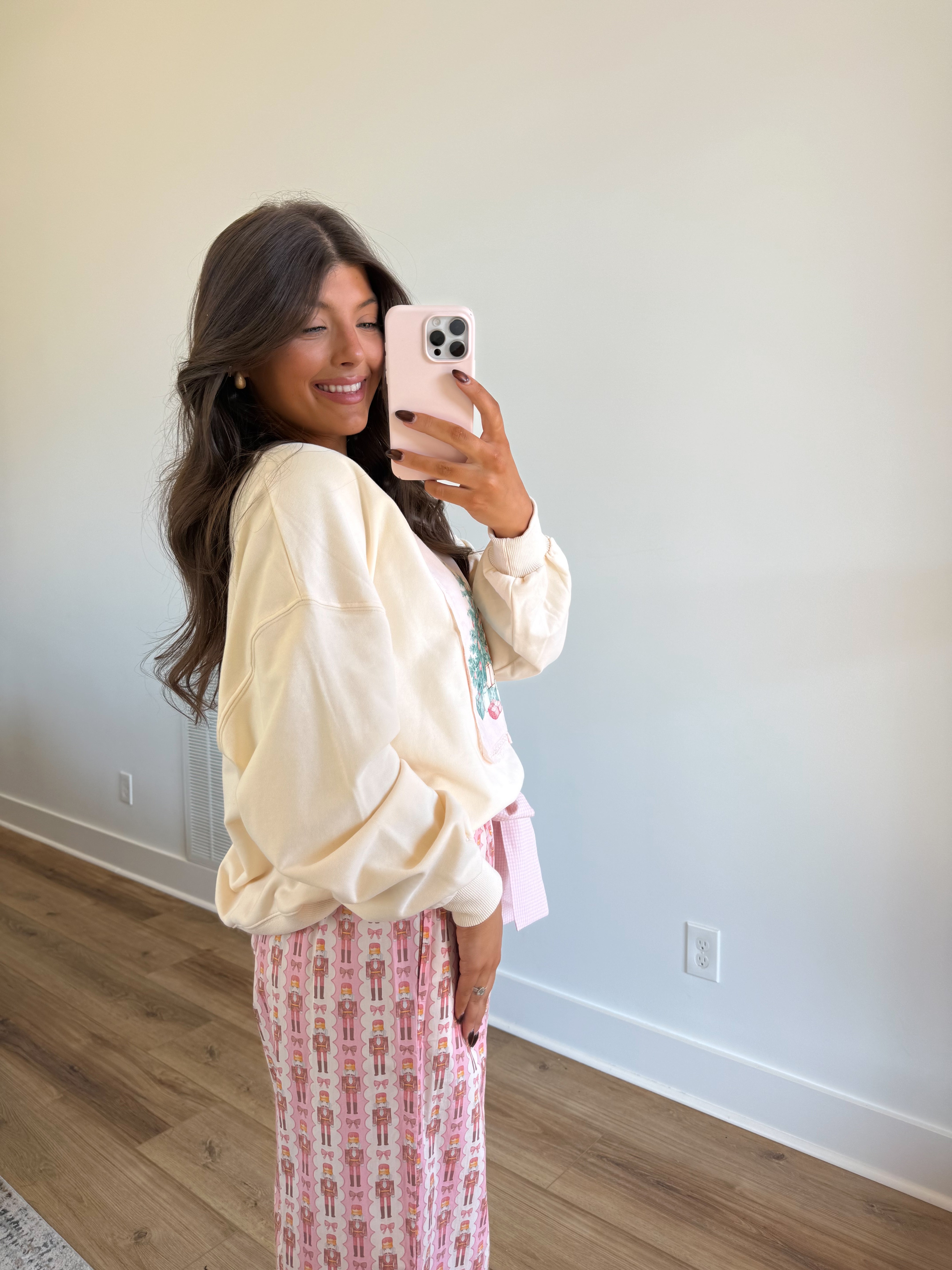 The Nutcracker Dreams Crewneck (Cream)