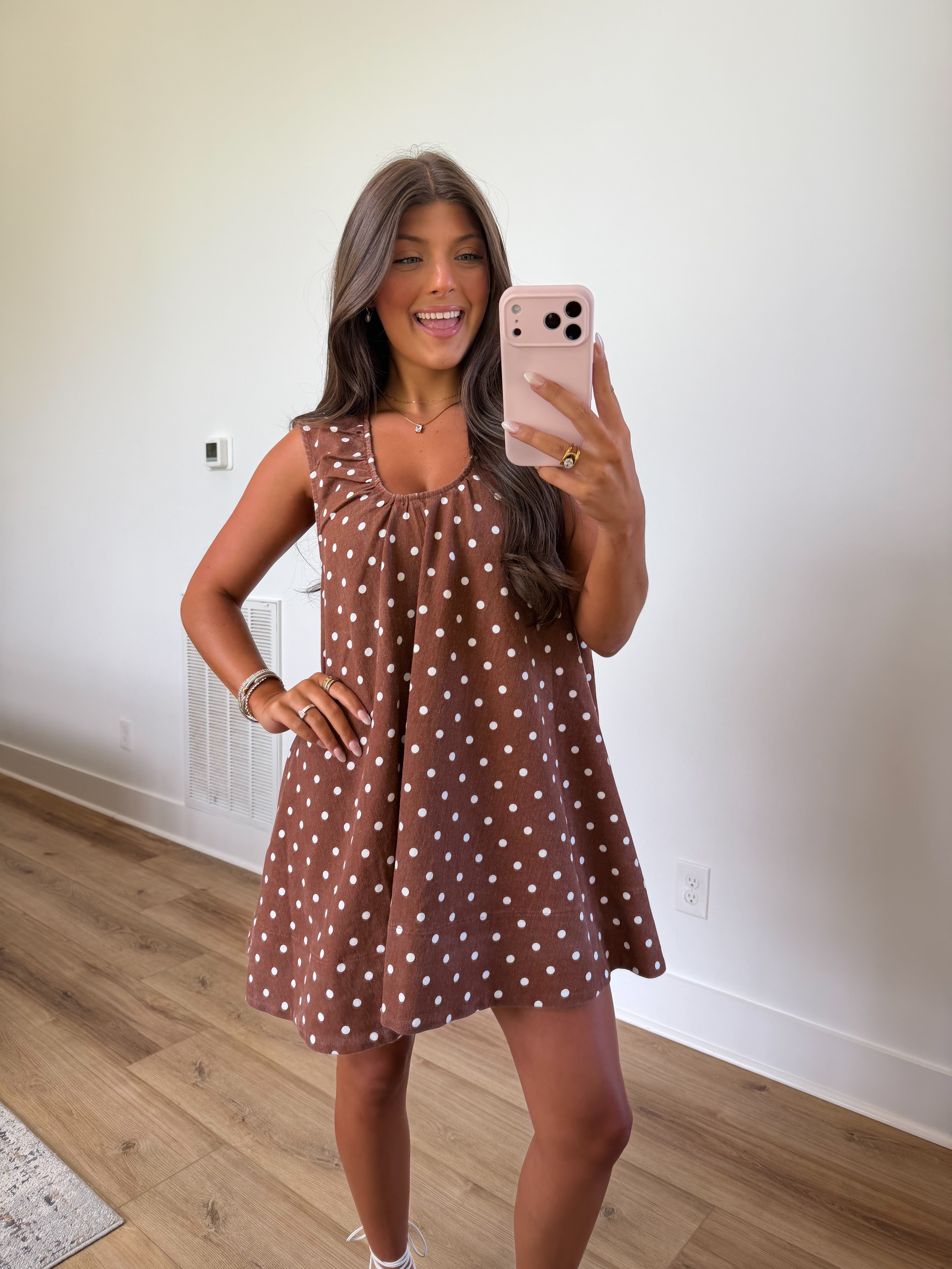 Mocha Dot Mini