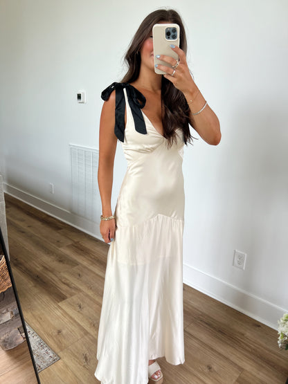 Cream Maxi Dress With Contrast Black Shoulder Ties