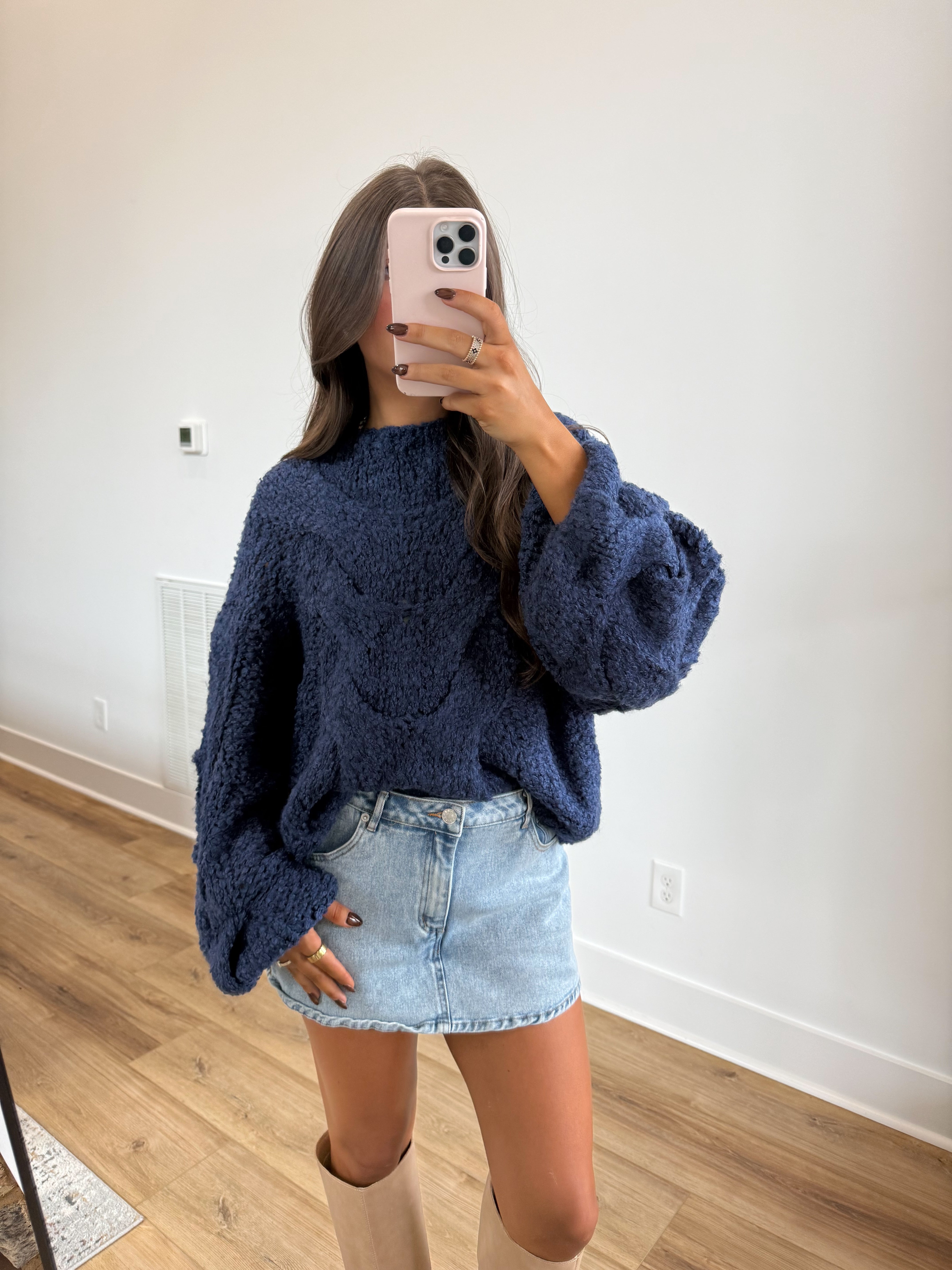 The Signature Knit (Blue)