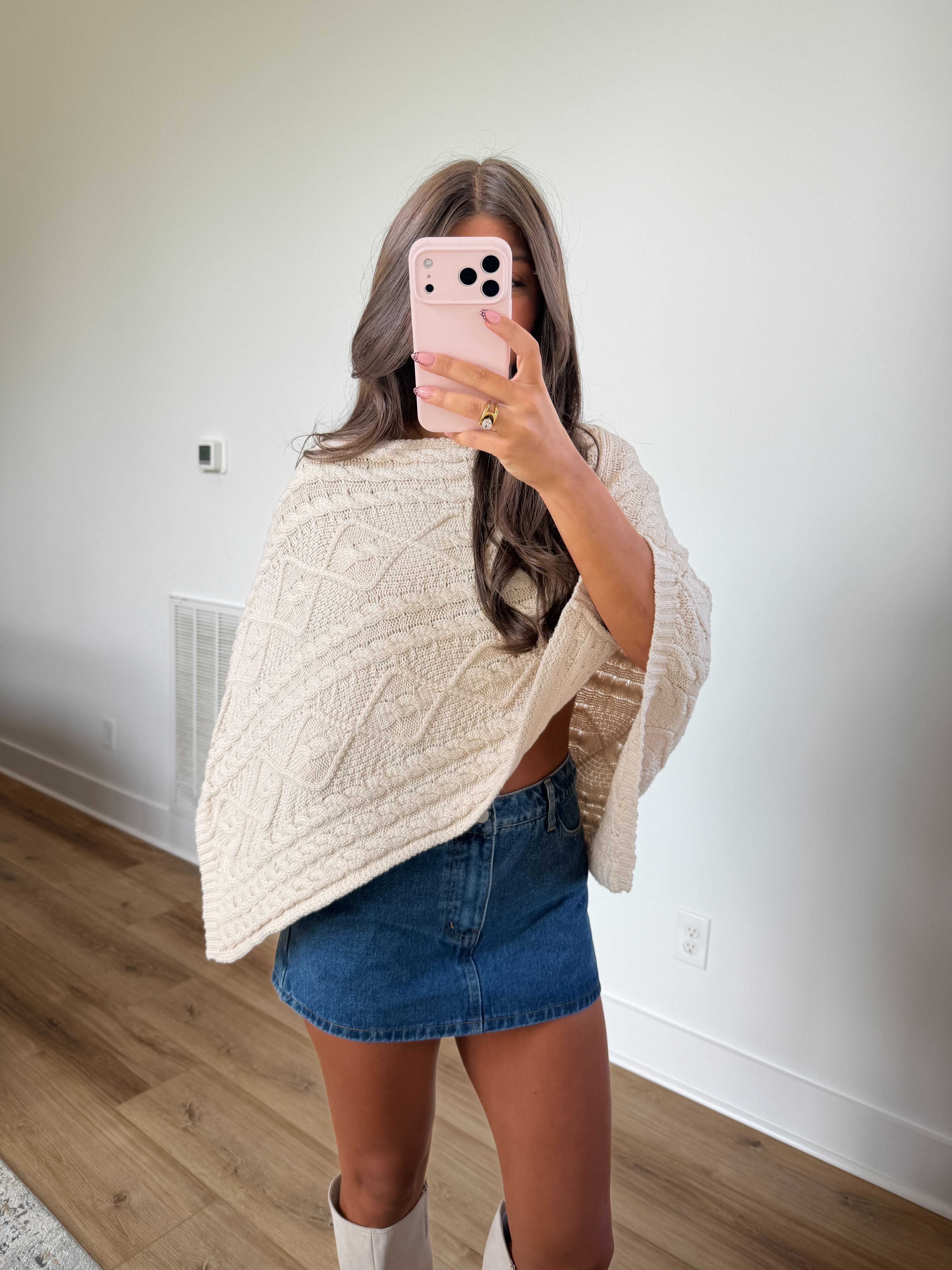 Ollie Sweater Poncho (Ivory)
