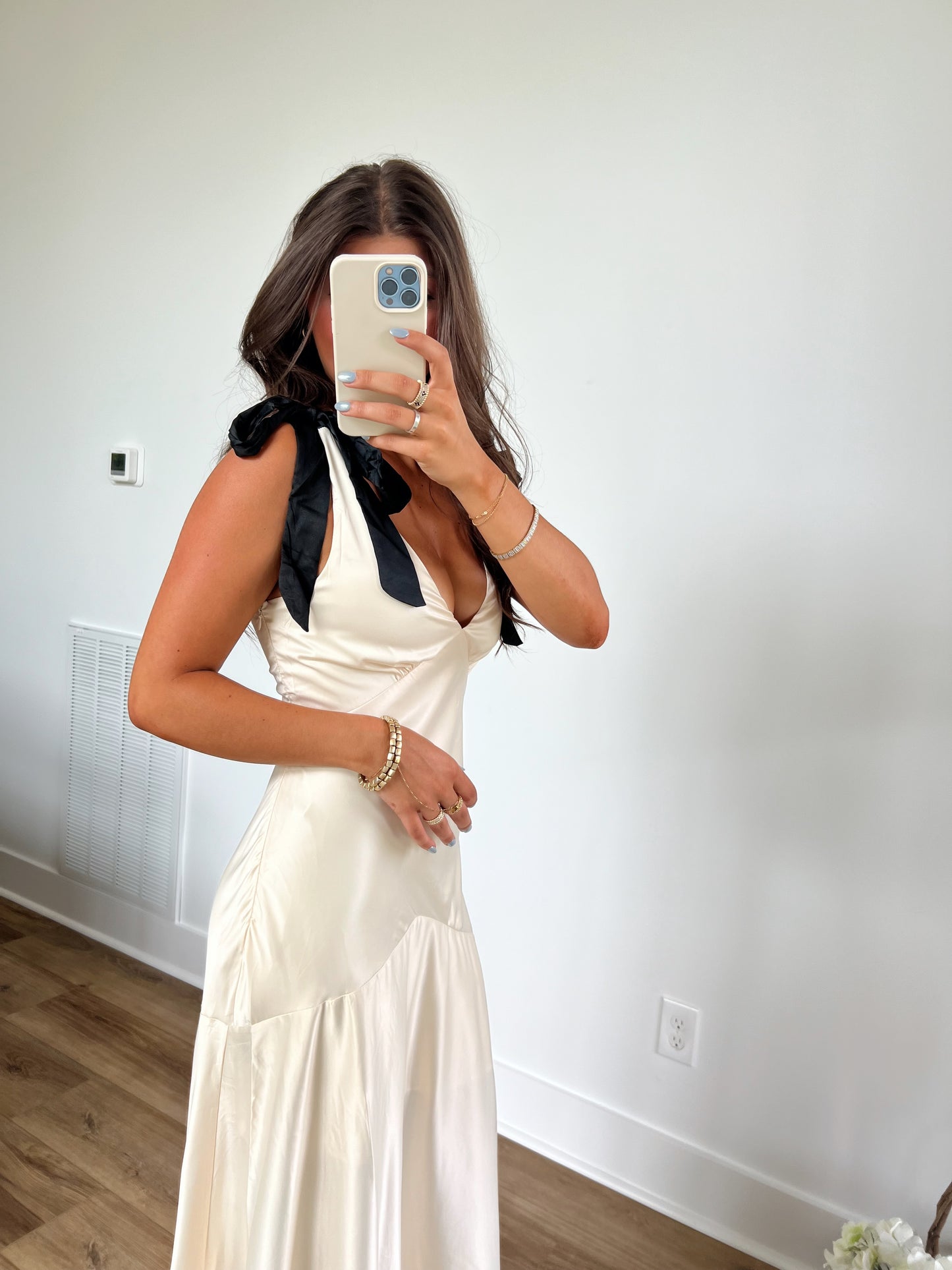 Cream Maxi Dress With Contrast Black Shoulder Ties