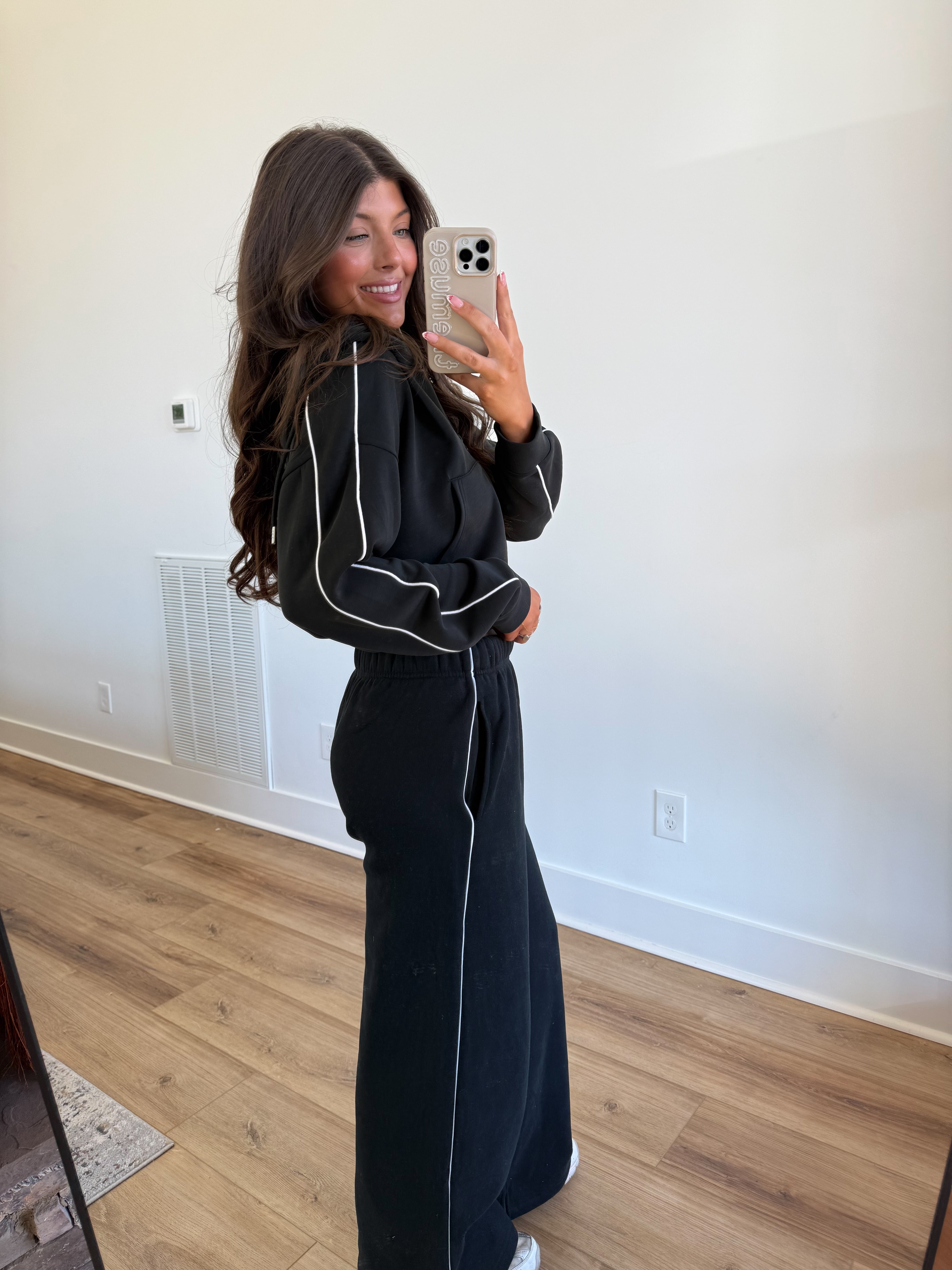 The Easy Wear Black Set