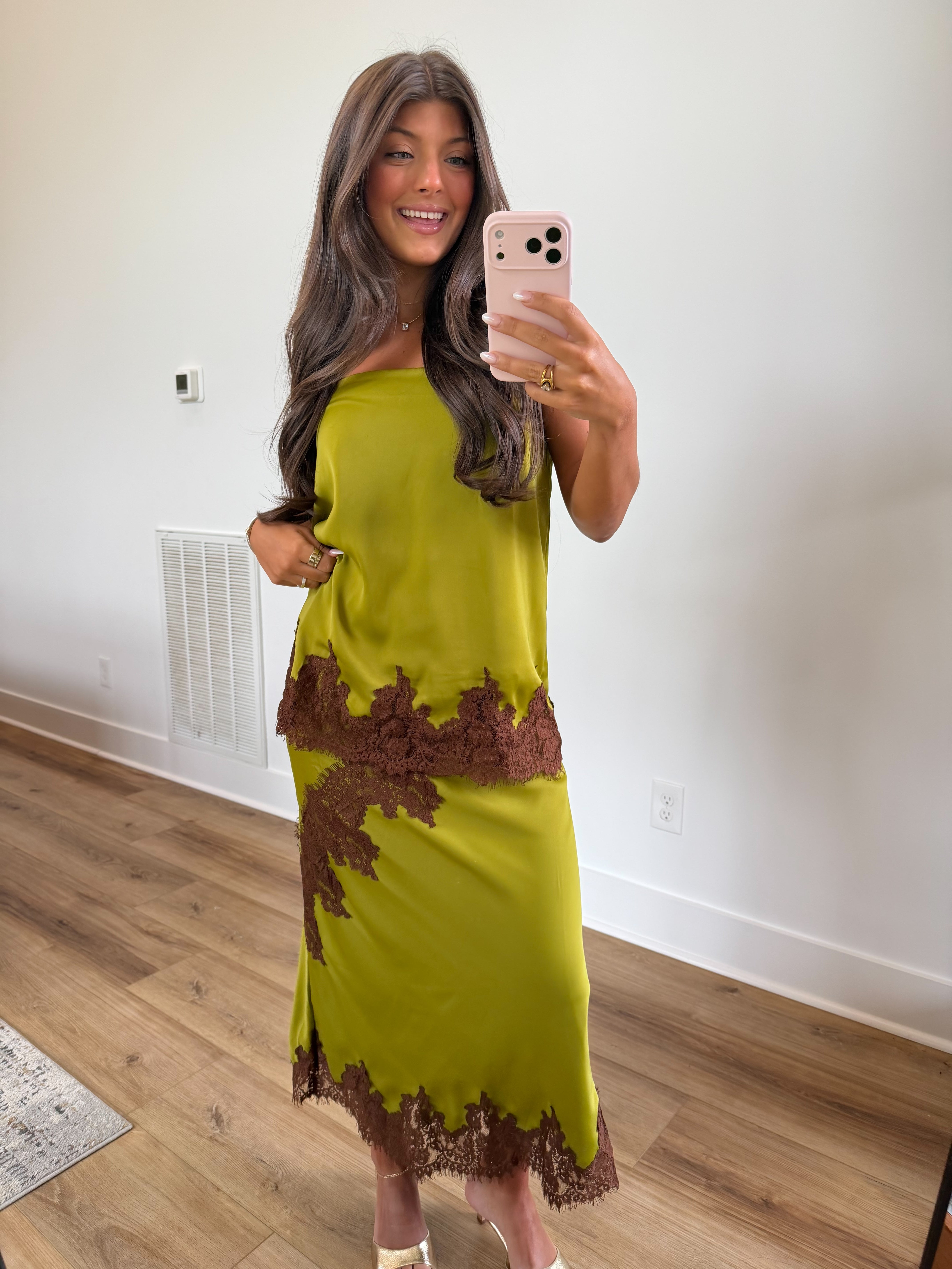 The Chateau Lace Set (Olive)