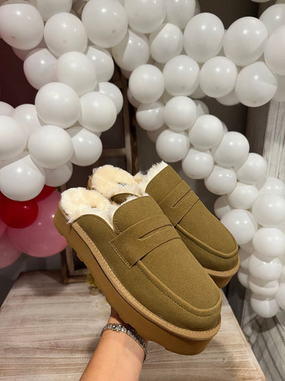 Loafer House Slippers (DOORBUSTER)