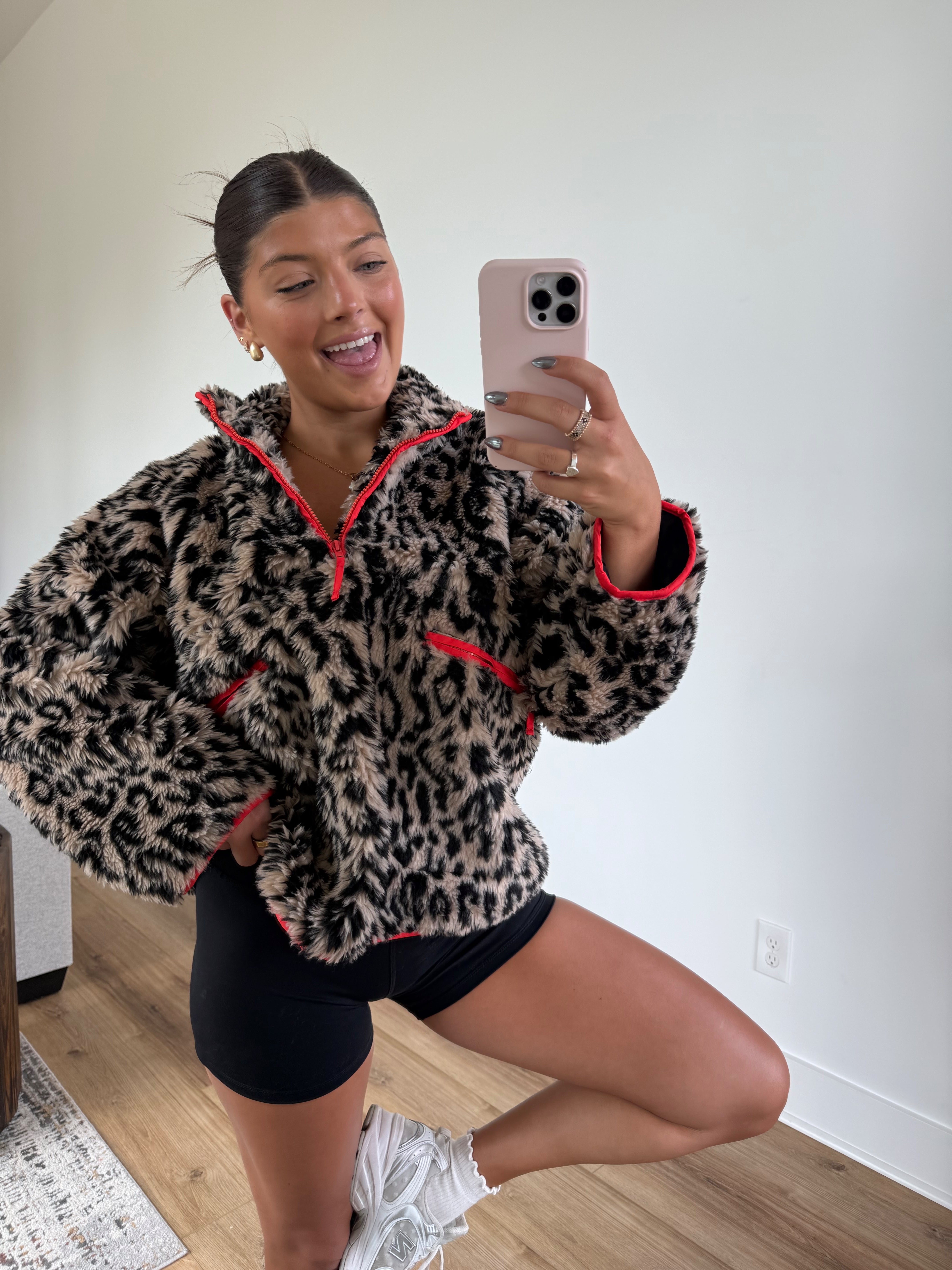 The Redline Cheetah Pullover(PRE-ORDER (End of Dec.)/ Restock)