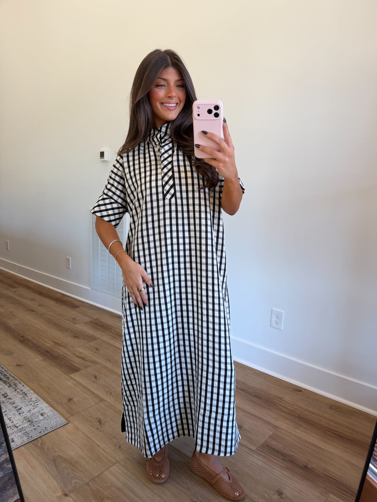 Southern Charm Gingham Midi Dress (Black)